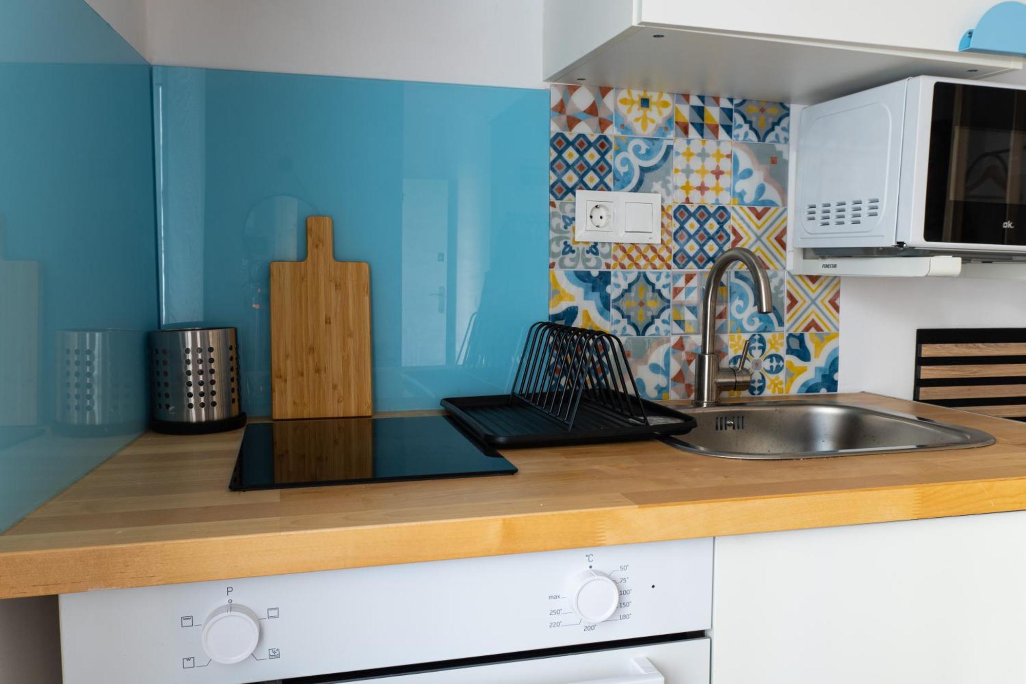 Estudio Completo A Estrenar En Triana Apartamento *